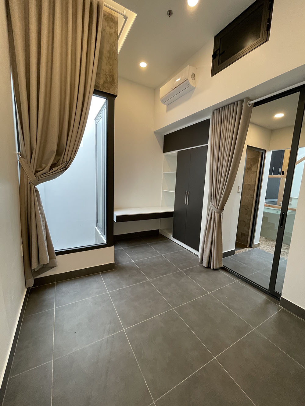 Bán nhà Phan Đăng Lưu, Phú Nhuận Tuyệt phẩm 4 lầu (4,3x12) k.trúc TEXAS MỸ, n.thất cao cấp hẻm ôtô